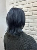 ウルフヘアウルフカットハイトーンレイヤーカットネイビーブルー
