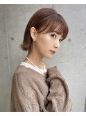 大人ショートボブ外ハネ切りっぱなし
