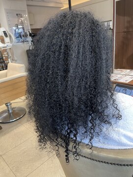 ブルーキャンバス(Blue Canvas) ツイストスパイラルパーマ