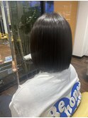 切りっぱなしストレートボブ