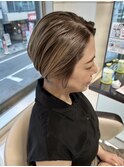 刈り上げショート/ハイライト/シルバーベージュ/ブリーチ1～2回