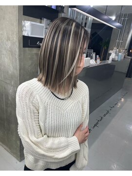 キング 枚方店(K!ng) 縮毛矯正髪質改善ハイライトレイヤーカット枚方美容室エクステ