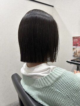 セカンド(Second) Second   ×　切りっぱなしボブ