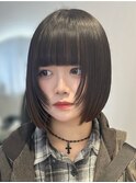 あご下2cm前下がりボブ×顔周りレイヤー 大阪梅田
