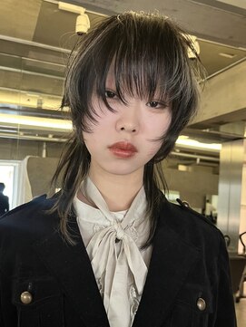 ダブ アオヤマ(DaB AOYAMA) マッシュウルフカット顔まわりカット顔まわりレイヤー