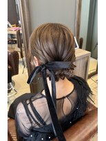 ロアナ 六本木(LOANA ROPPONGI) 下目ルーズシニヨン