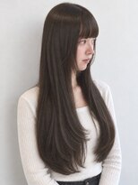 リア(Li'a by neolive)&nbsp;赤みを抑えたオリーブグレージュ×ロングレイヤー