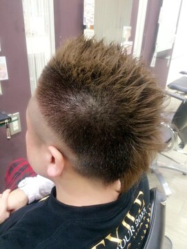 クローバー マルエツ中原店(CLOVER) スパイキーショート