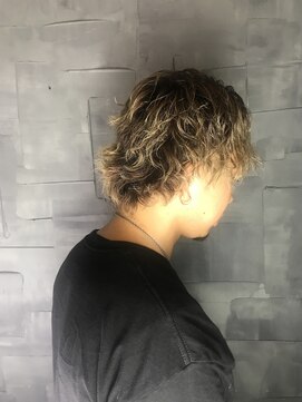 ヘアサロンエムフィス 池袋東口(HAIR SALON M Fe's) ハイトーン×ウルフ