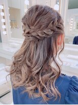 ヘアメイクアンドフォトスタジオ ベストシーン 有楽町 東京交通会館 ハーフアップ