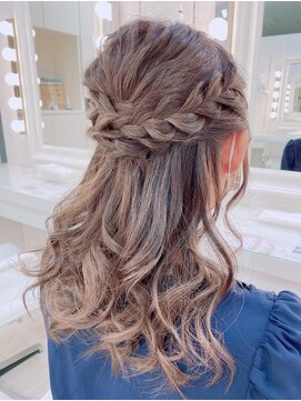 ヘアメイクアンドフォトスタジオ ベストシーン 有楽町 東京交通会館 ハーフアップ