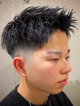 ビンゴ(BINGO) ba340ニュアンスカラー短髪刈り上げアップバング束感バーバー