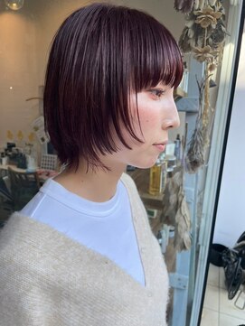 ココロカラ(Cocorokara) カシスカラー　　似合わせカット　マッシュウルフ