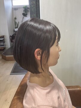イルファ セイユウ 上野芝店(ehl:fa SEIYU) グラデーションボブ