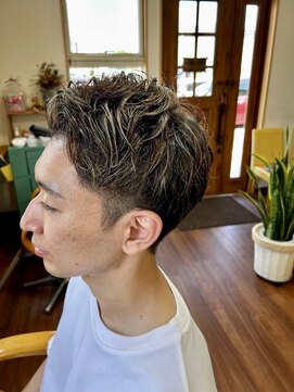 ケティアイングルック(KTYA in GLUCK) アップバングメッシュ