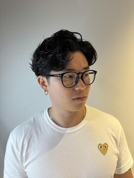 フランクスバーバーザスタンド(Frank’s barber the stand) スペインカール/スパイキーショート/フェザーパーマ/飯田橋E