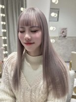 キャリ 渋谷(care)&nbsp;ホワイトブロンド×ぱっつんバング