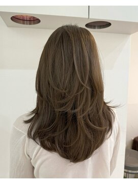 ムード(MOOD,) 暗めカラー/グランマッシュ[レイヤーカット/髪質改善/銀座]