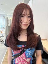 アトロ(Atoro)&nbsp;赤カラー×顔周り攻めレイヤーカット！