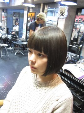 トリックストア(TRICK STORE) ツヤ感大人ショートボブ