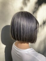 グク(GUK)&nbsp;ブルーシルバー　〔インナーカラー/ダブルカラー/ブリーチ〕