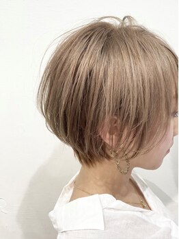 セジールへアメゾン(SAISIR HAIRMAISON)の写真/あなたのキレイを引き出す。女性らしい丸みのある立体感で、大人女性に似合う上品なショートをお届け。