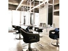 全席にipad完備。高速wi-fiにも接続可能。