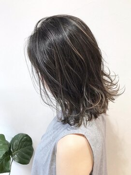 ユイット 本八幡店(Uit) セクションカラーハイライト外ハネボブ