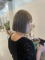 ニコ(nico) ぷつっとbob+グレージュヘア