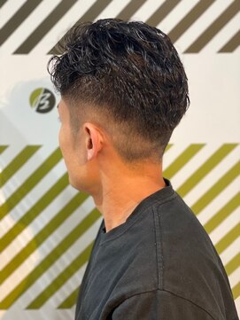 バーバーバー 四谷(BARBER-BAR) ヨーロピアンナチュラルパーマスタイル