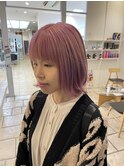 外ハネ×ベビーピンク