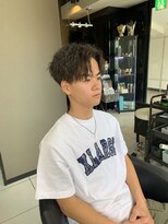 アイズ 海老名(AIZU)&nbsp;ツイストスパイラルパーマ　ツイストパーマ　センターパート