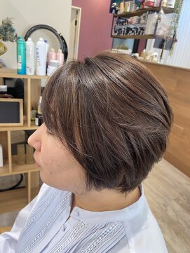 オーキッド(Orchid) ショートボブハイライト