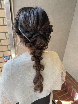 ツミキ(Tsumiki.) 編みおろしヘアアレンジ