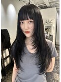 ワイドバングロングレイヤーくびれヘア夏ハイライトカラー