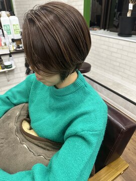 ライフ 住道店(Lyfe) 白髪ぼかしハイライト_ショートボブ前髪レイヤーカット_417