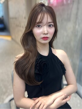 シーシンジュク 新宿南口(Sea shinjuku) ワンレン×ネビージュ【新宿/前髪/レイヤーカット】