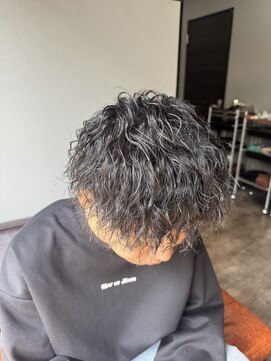 ライム(RHYME) ツイストスパイラルパーマ/10代/20代/メンズカット/行徳