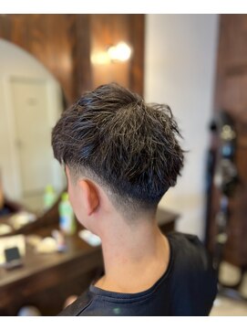 ノム(nomu) スパイキーショート