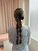 ベティ(Bettie)&nbsp;お呼ばれヘアセット　ヘアアレンジ　編みおろし
