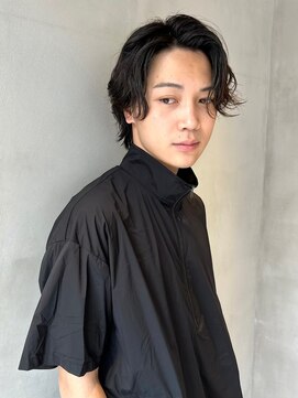 ニコ トウキョウ ロジック(nico TOKYO Logic) フェザーパーマセンターパートニュアンスパーマ20代30代