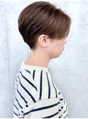 センターパートかっこいい刈り上げ女子刈り上げハンサムショート