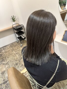 ユッカ エルア 武庫之荘南口(YUCCA elua) 【 YUCCA 】大人可愛い/切りっぱなしミディ