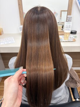 ステラバイアンフィニー(stellaebyINFINI) グリッターボンドでツヤロング