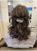 Aシルエットハーフアップ