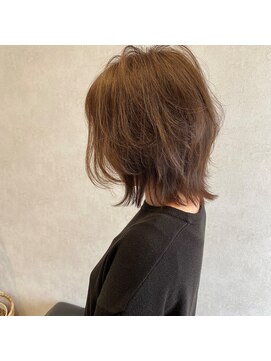 ライフ ウィズ ヘア(LIFE with HAIR) 透け感のあるウルフボブ