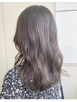 ラべリー 池袋(LOVELEY) アッシュグレー ヘアカラー 【池袋】