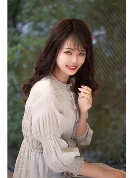 ティアラ 桜木町(TIARA) 20代30代大人かわいい韓国風波巻きウェーブ【デジタルパーマ可】