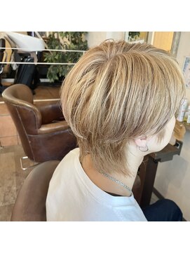 ジィップクリニカ(Zip clinica) ハイトーンカラー　ミルクティーベージュ　担当木村