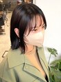 ルーツ(Roots) 【顔まわり可愛い】切りっぱなしシースルバング